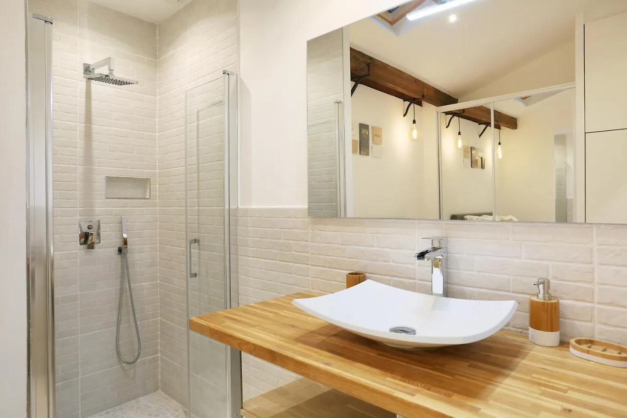Apartment Pick A Flat Higher Marais