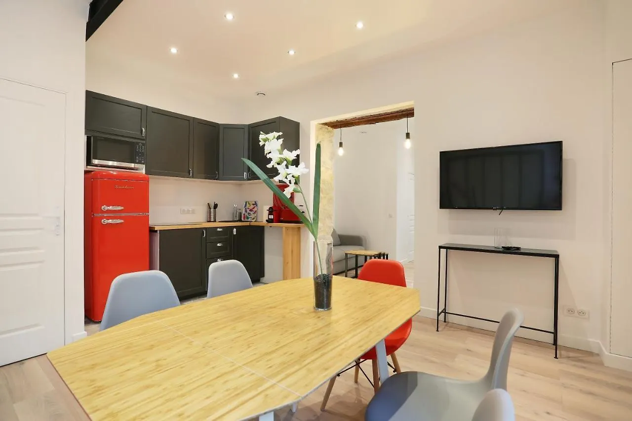 Apartment Pick A Flat Higher Marais