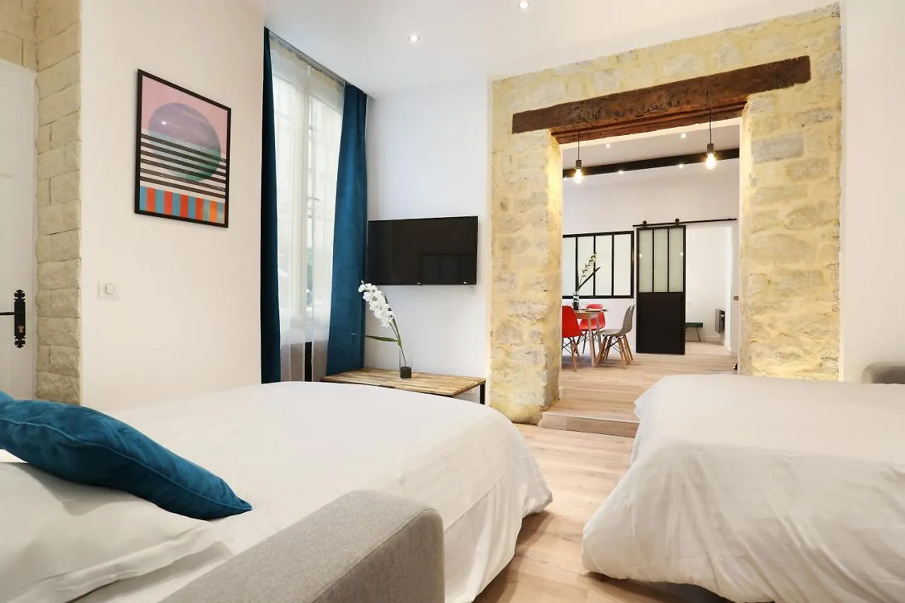 Apartment Pick A Flat Higher Marais Paris