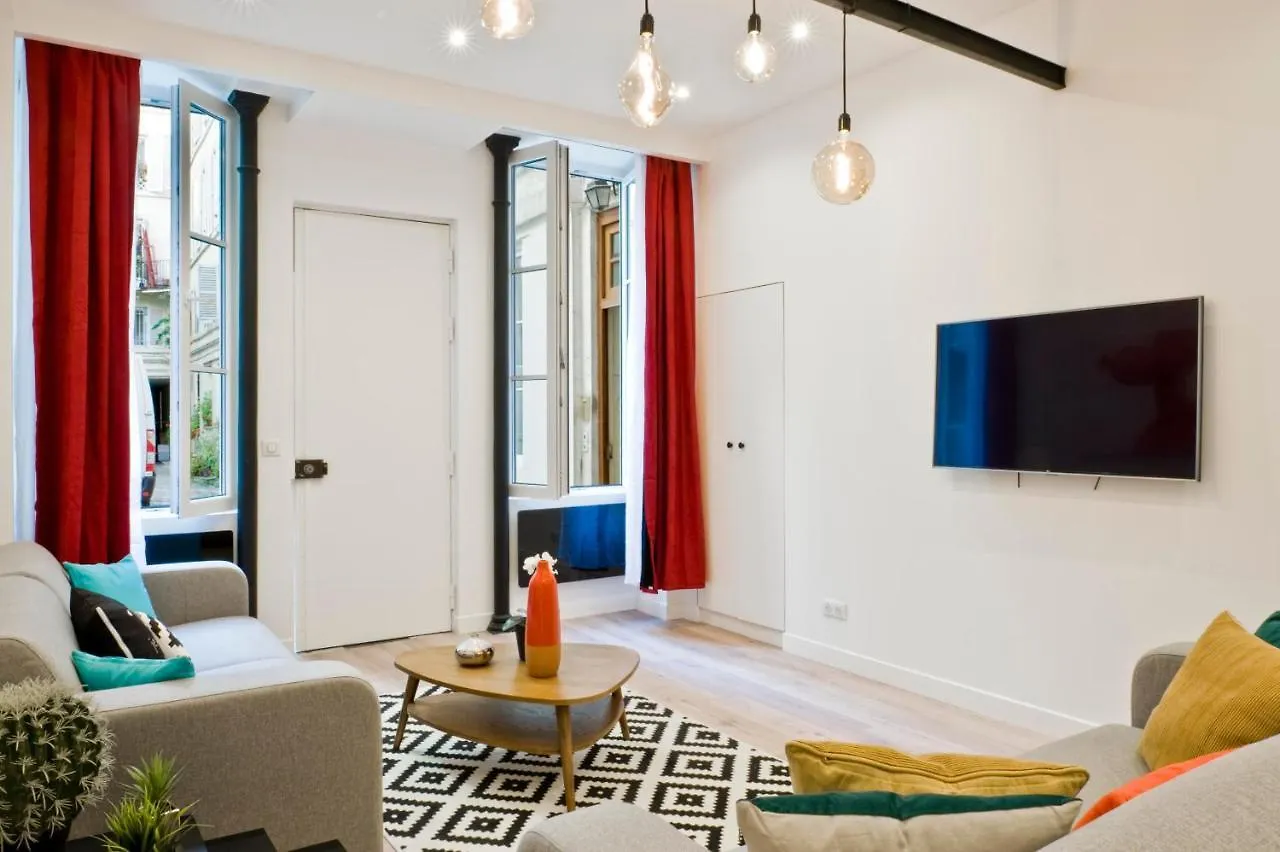 Apartment Pick A Flat Higher Marais